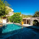 Le Jardin Aux Sources 4*