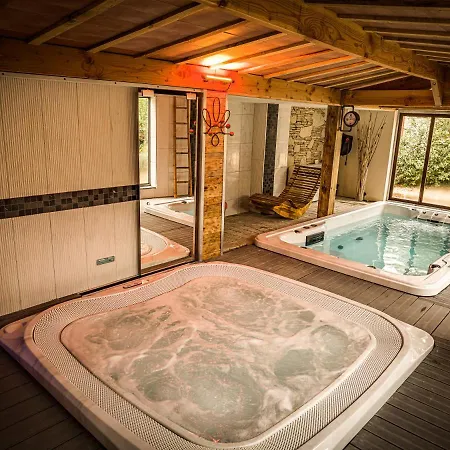 Le Jardin Aux Sources 4*