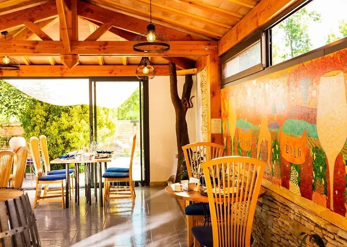 招待所 乐雅丁奥苏赛酒店 Brissac